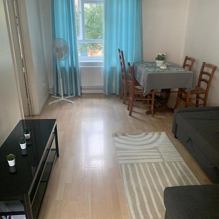 Apartmán 86 Mcdermott Londýn Exteriér fotografie